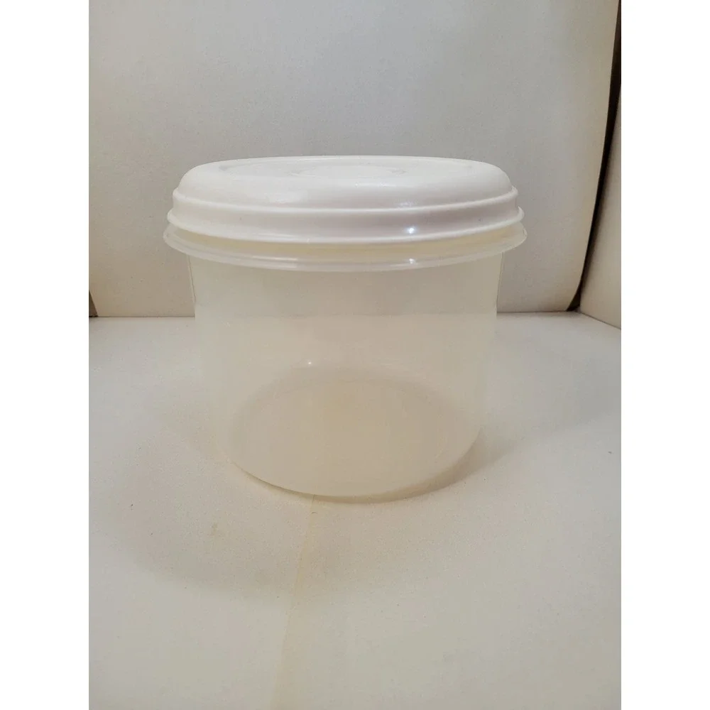 Vintage Rubbermaid Servin Saver 10 Cup 2.4L Round Container Almond Lid #9